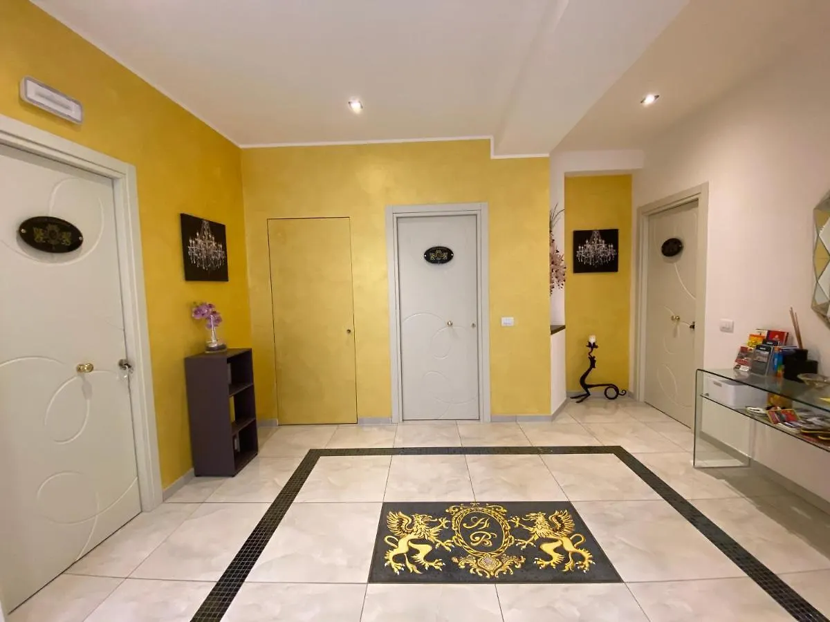 I Due Grifoni Apartments Taormina Italy