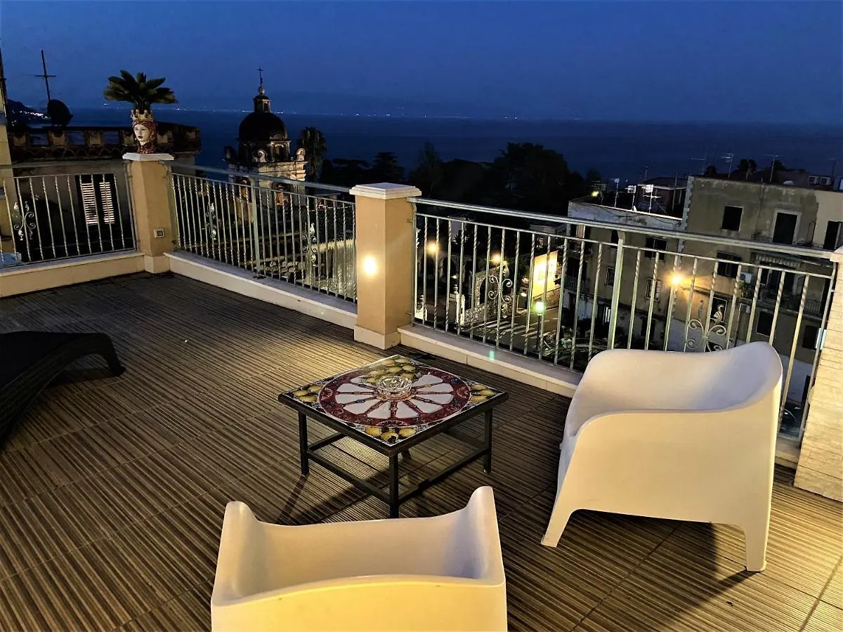 I Due Grifoni Apartments Taormina