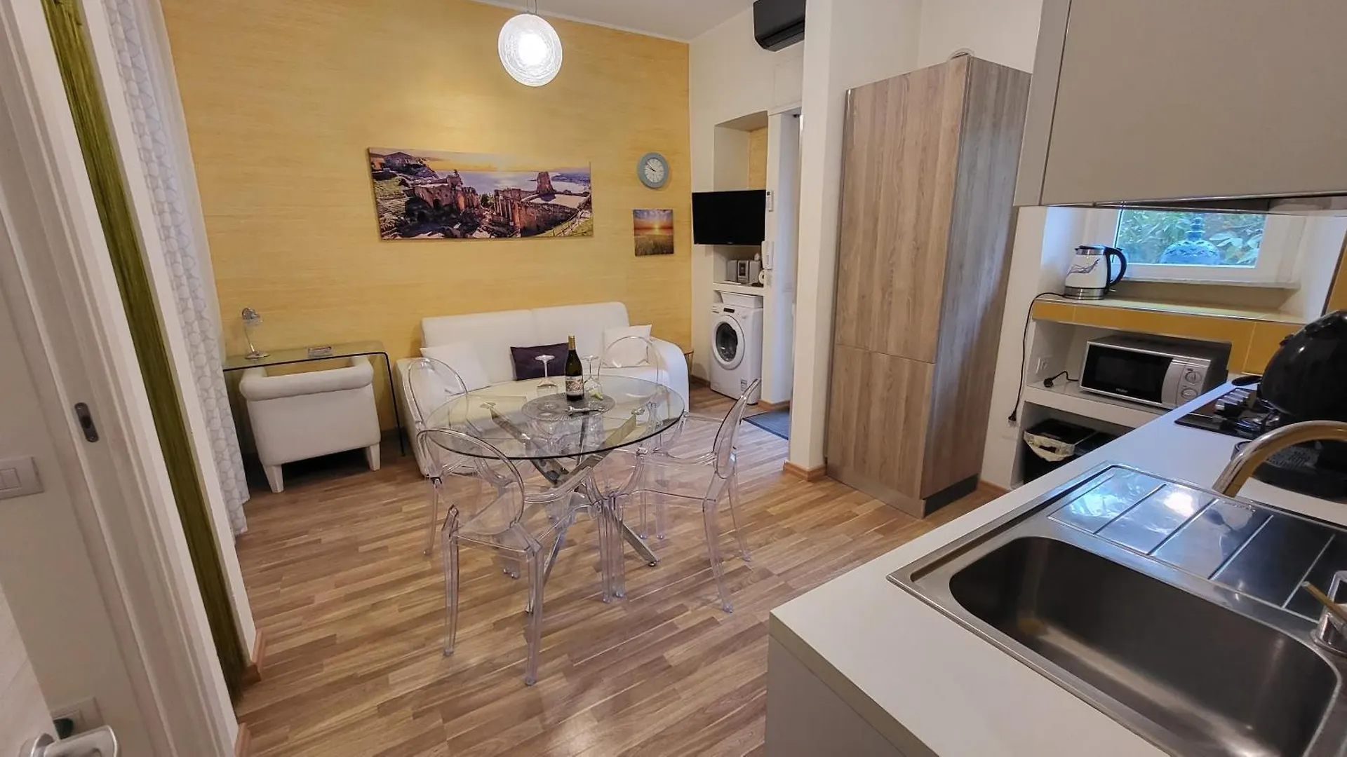 I Due Grifoni Apartments Taormina