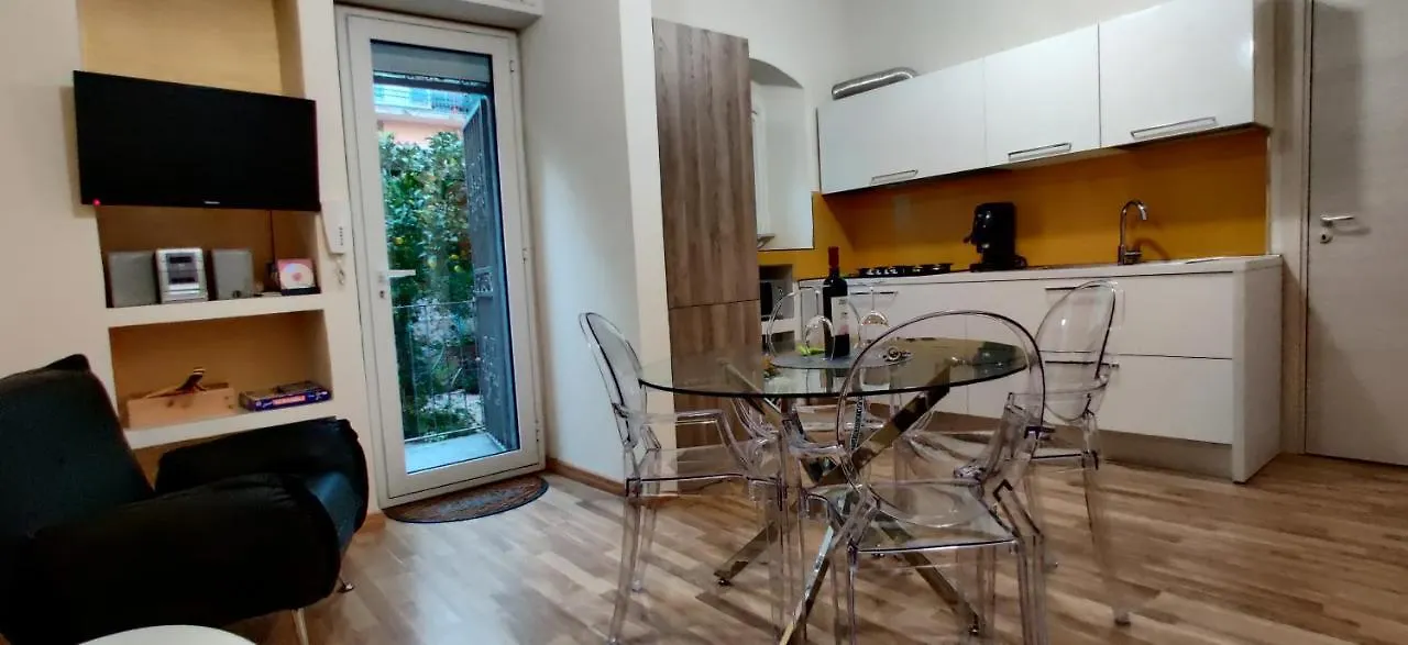 I Due Grifoni Apartments Taormina 0*,  Italy
